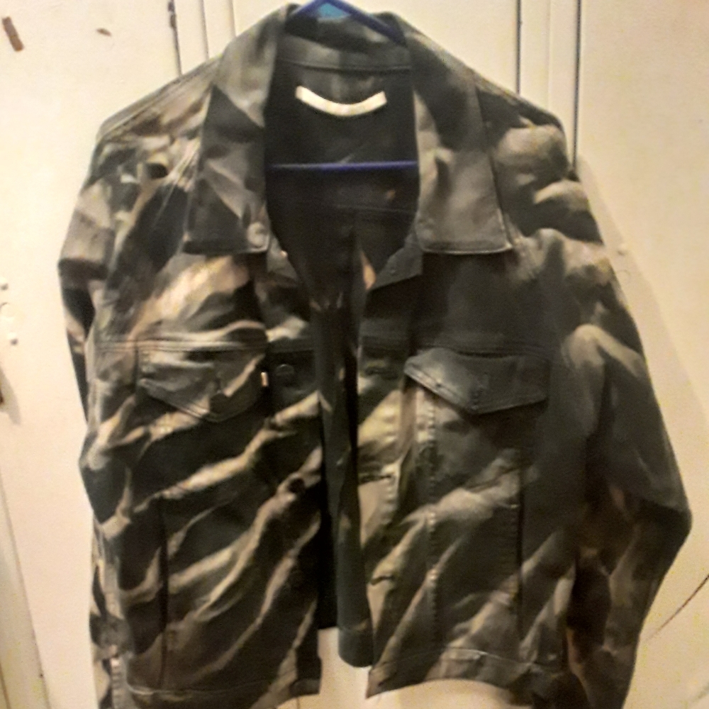 GOLDEN acid wash Jean jacket